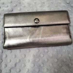 Kate Spade Silver Wallet